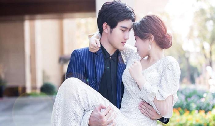 Nữ Phụ Xuyên Sách Đã Yêu Rồi Tập 